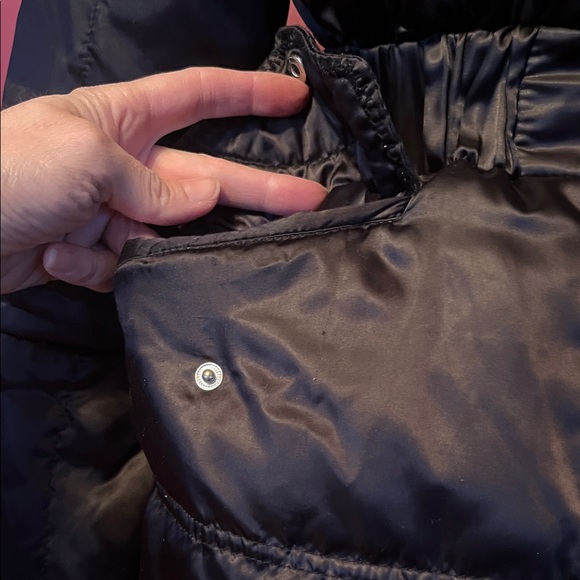 Like new Elegant A.B.S. Silver label Black Puffer Jacket - Picture 8 of 16